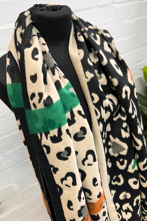 DANI Reversible Animal Print Heart Scarf - Cream