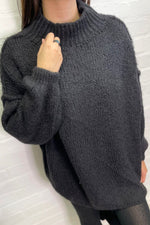 GABRIELA Oversized Knitted Jumper - Black