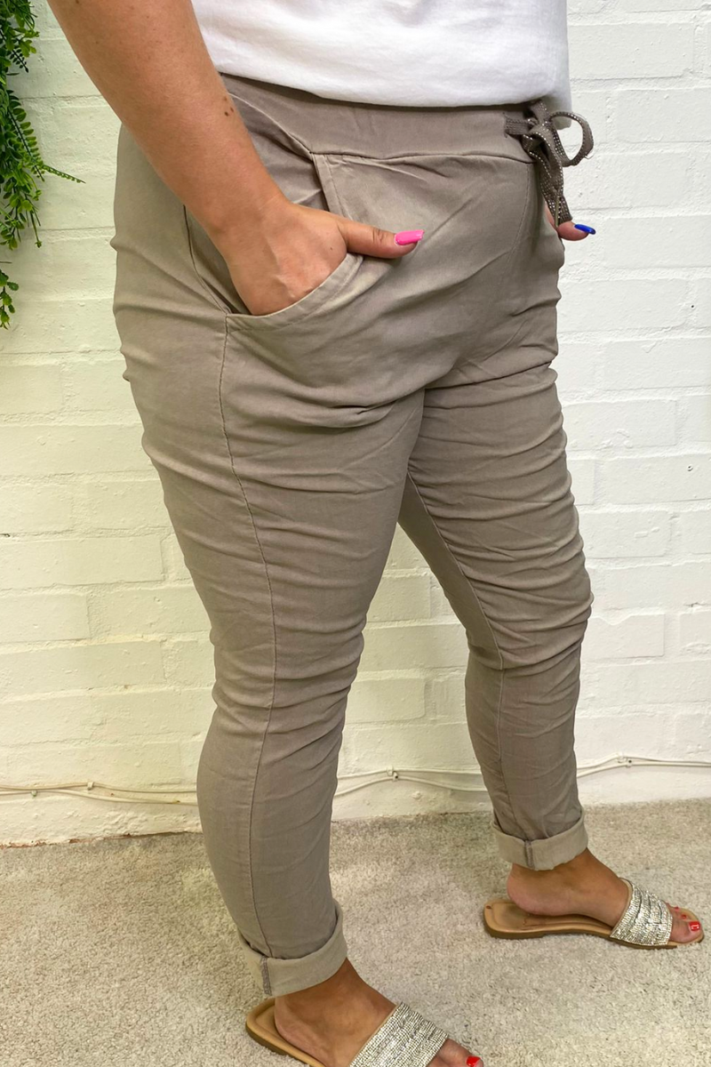 MELINDA Magic Trousers - Mocha