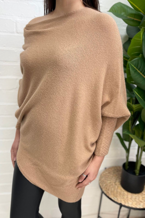 ELIZABETH Asymmetric Knitted Jumper - Camel