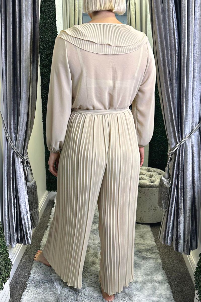 EZZY Pleated Jumpsuit - Beige