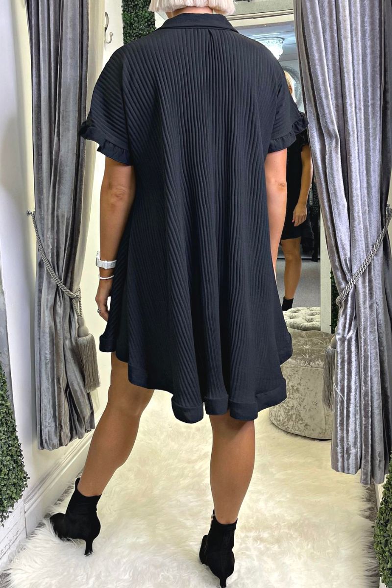 JADYN Plain Pleated Shirt  - Black